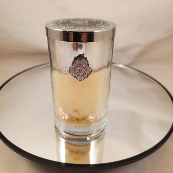 Votivo Christmas Sage Holiday Votive Candle – Long Lasting 20-25 Hour Cult Fave - Picture 1 of 3